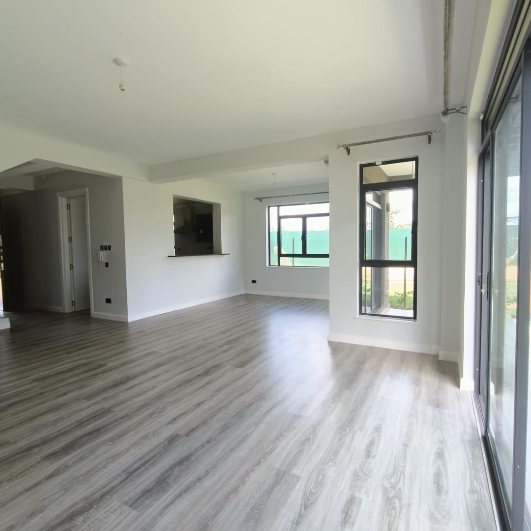 Luxury 4 Bedroom Townhouse in a Secure Gated Estate in Runda