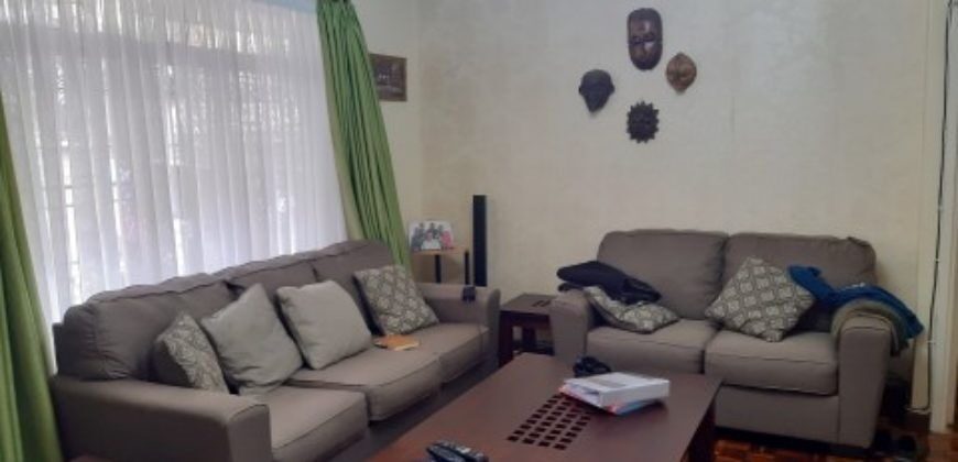 Spacious 4 Bedroom Townhouse for Sale with Dsq in Kilimani, Galana Road