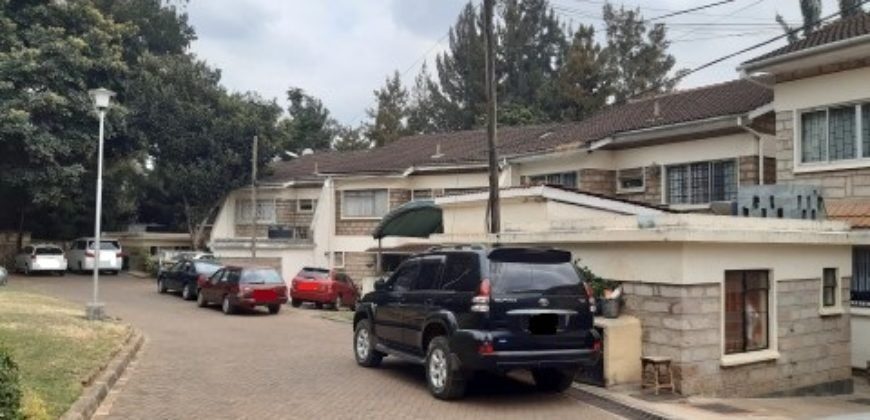 Spacious 4 Bedroom Townhouse for Sale with Dsq in Kilimani, Galana Road