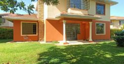 Gorgeous 4 Bedroom Townhouse with Dsq for Rent at Fourways Junction, Kiambu road