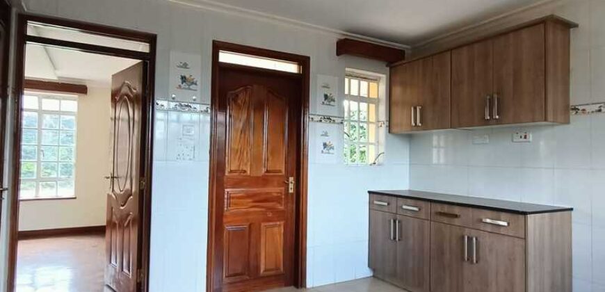 Impressive 4 Bedroom Townhouse with Dsq for Sale in Runda, off Kiambu Road