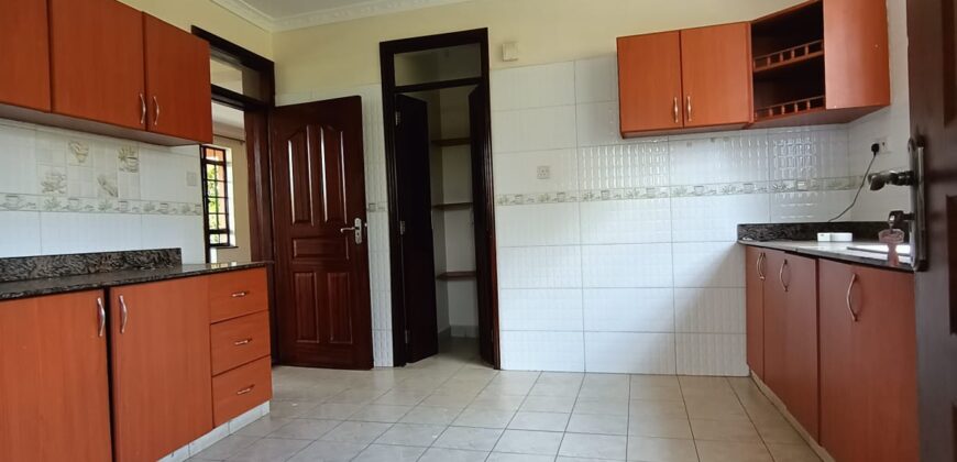 Modern 4 Bedroom Townhouse for Sale along Kiambu Road at Fourways Junction – Quick Sale